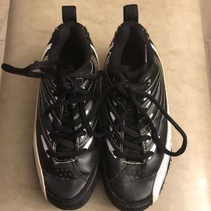 Rawlings Boys Base Invader Cleats